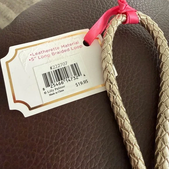 Gold Shell Keychain with Pink & Blue Accent - Picture 3 of 3